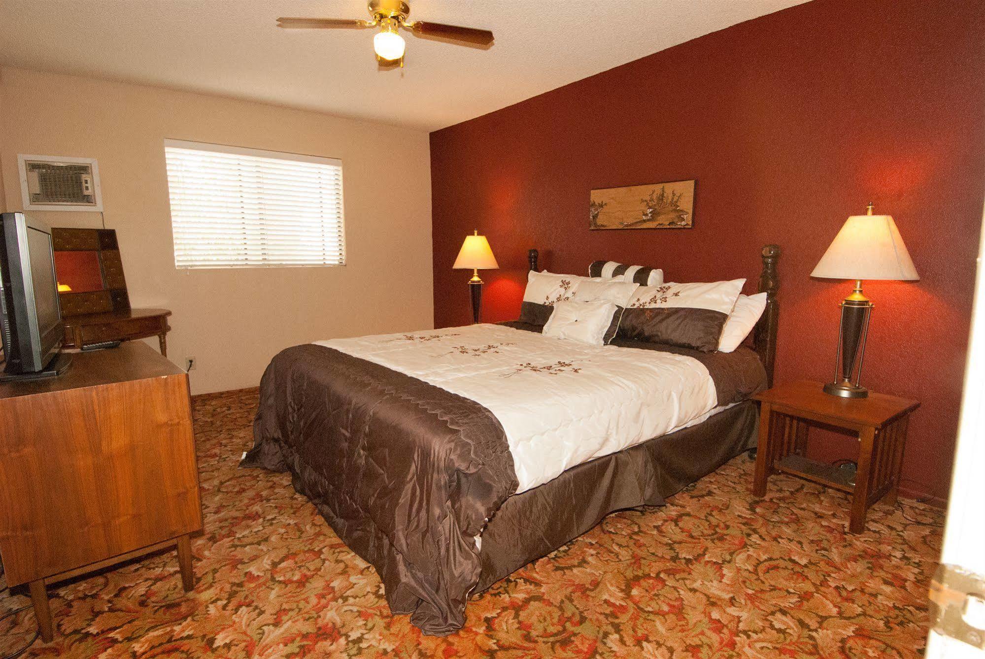 Sunnyvale Garden Suites - Joshua Tree National Park Twentynine Palms Buitenkant foto